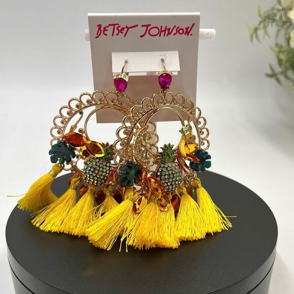 BETSEY JOHNSON Mixed Multicolor Bananas Fruit Chandelier Tassel Sequin Earrings - Picture 1 of 8